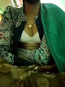 Snapshot of nainshilodhi28 chatting on 11-08-25, 06:55 nainshilodhi28 online show from 11-08-25, 06:55