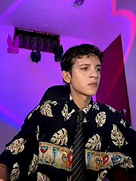 tylernova online show from 10-12-25, 04:25