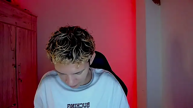 tylernova online show from 02-18-26, 04:21