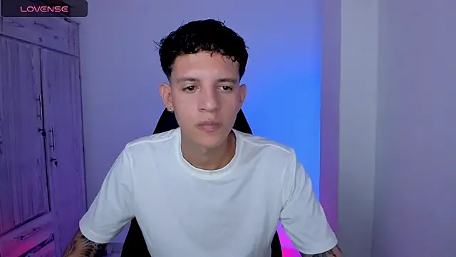 Snapshot of tylernova chatting on 05-28-26, 03:36 tylernova online show from 05-28-26, 03:36