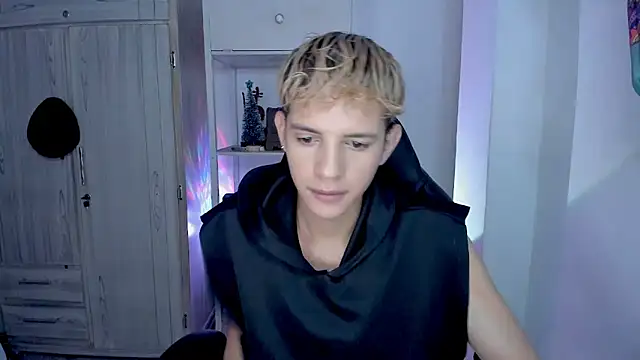 tylernova online show from 01-11-26, 03:35