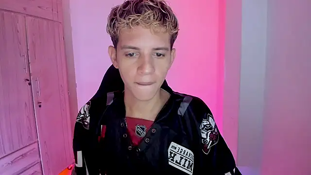 tylernova online show from 02-07-26, 03:47