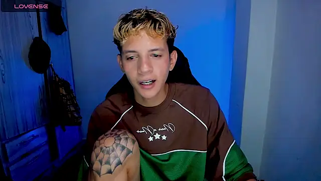 tylernova online show from 03-22-26, 03:21