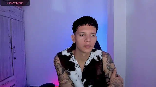 Snapshot of tylernova chatting on 05-29-26, 03:12 tylernova online show from 05-29-26, 03:12