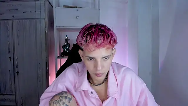 tylernova online show from 12-14-25, 07:52