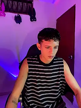 tylernova online show from 10-30-25, 03:38