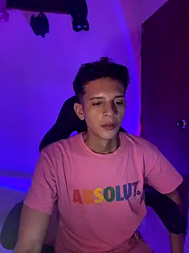 tylernova online show from 10-19-25, 04:48