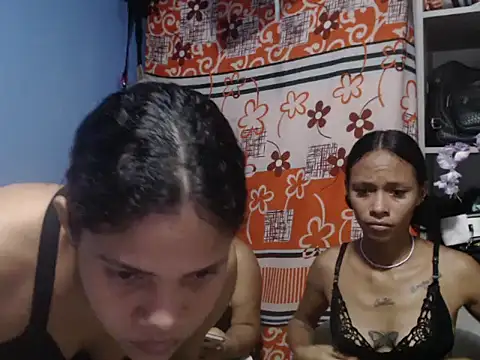 princesaslatinas online show from 10-24-25, 02:38