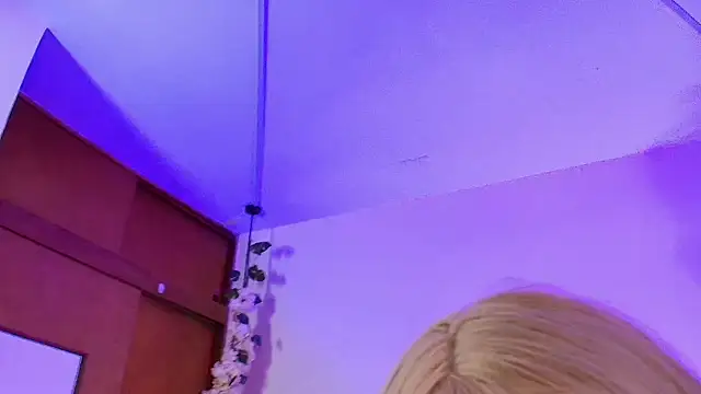 Kiaraa88 online show from 10-25-25, 07:47