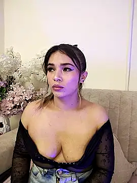 Kiaraa88 online show from 02-13-26, 11:32