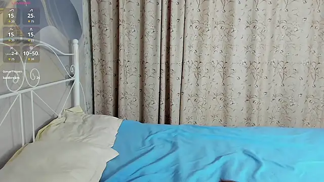 Snapshot of SunRinglein chatting on 02-27-26, 07:24 SunRinglein online show from 02-27-26, 07:24