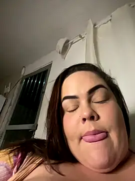 Fernandinhacarioca021rj online show from 12-21-25, 04:14