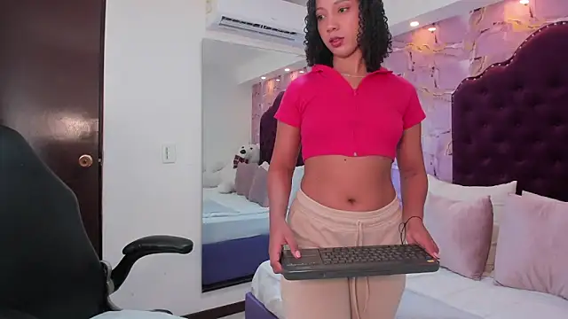 cloe 555 online show from 12-15-25, 10:15