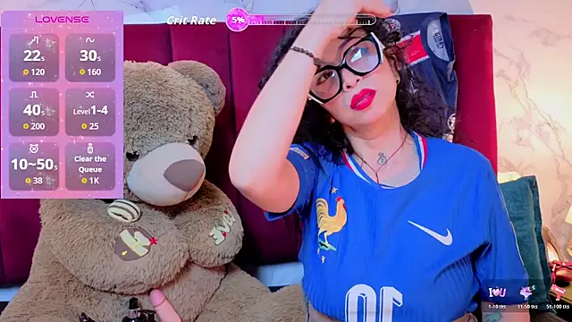 Snapshot of CHIARAJJONES chatting on 07-01-26, 01:00 CHIARAJJONES online show from 07-01-26, 01:00
