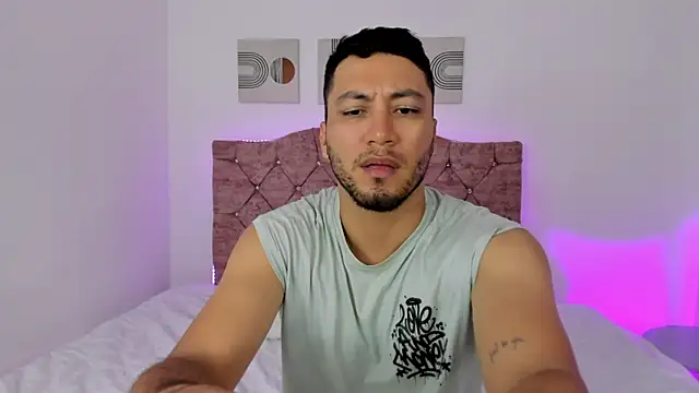 LoganRyder online show from 10-16-25, 12:02