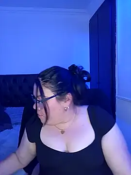 Dulcemaria 004 online show from 10-16-25, 02:31