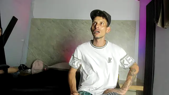 BenedettoMr69 online show from 10-28-25, 04:24