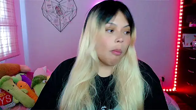 EllieMoonX online show from 12-03-25, 09:25