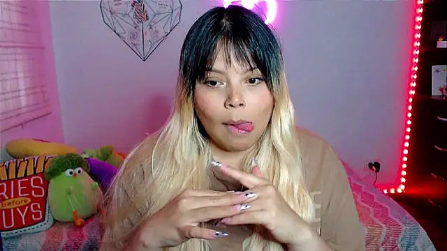 EllieMoonX online show from 03-03-26, 11:01