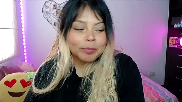 EllieMoonX online show from 04-13-26, 10:14