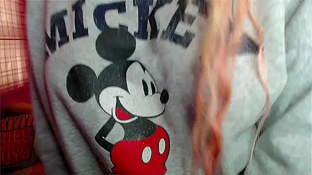 EllieMoonX online show from 02-15-26, 09:36