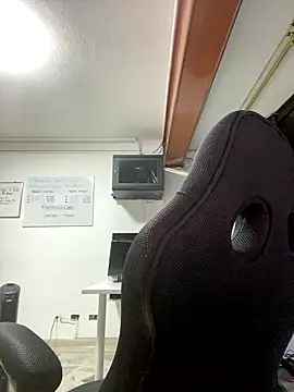 gabrielabrunette69 online show from 01-08-26, 01:00