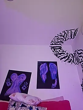 Snapshot of Meganthomson chatting on 01-19-26, 02:04 Meganthomson online show from 01-19-26, 02:04