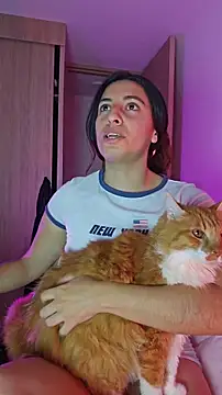 Meganthomson online show from 12-18-25, 03:55