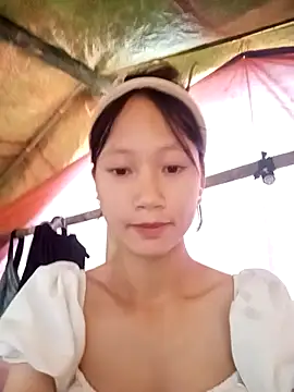 minachao- online show from 10-25-25, 02:11