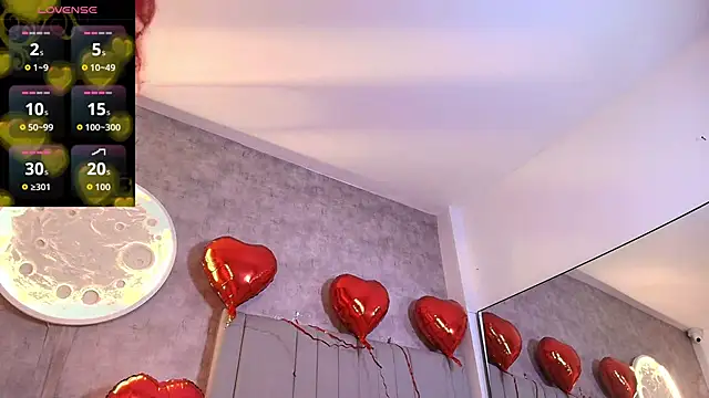 Snapshot of shanell-hott chatting on 02-15-26, 04:35 shanell-hott online show from 02-15-26, 04:35