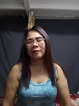 Snapshot of erma_joy chatting on 04-18-26, 07:07 erma joy online show from 04-18-26, 07:07