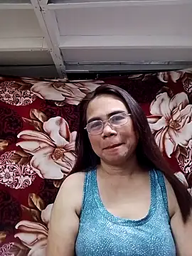 Snapshot of erma_joy chatting on 05-13-26, 01:23 erma joy online show from 05-13-26, 01:23