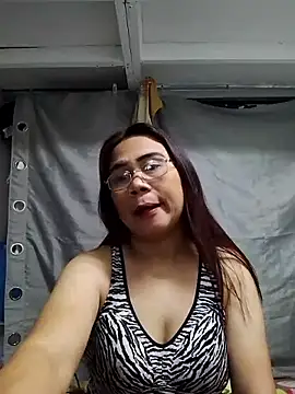 Snapshot of erma_joy chatting on 05-06-26, 10:36 erma joy online show from 05-06-26, 10:36