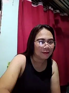 Snapshot of erma_joy chatting on 06-23-26, 07:23 erma joy online show from 06-23-26, 07:23
