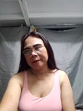 Snapshot of erma_joy chatting on 05-07-26, 10:40 erma joy online show from 05-07-26, 10:40