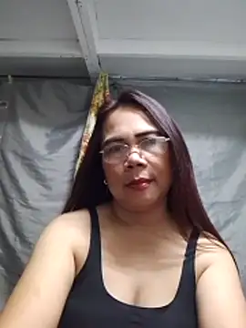Snapshot of erma_joy chatting on 04-30-26, 08:57 erma joy online show from 04-30-26, 08:57