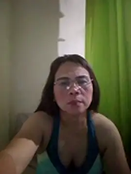 Snapshot of erma_joy chatting on 07-20-26, 10:39 erma joy online show from 07-20-26, 10:39
