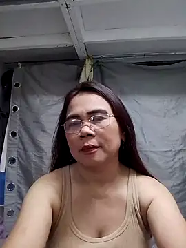 Snapshot of erma_joy chatting on 05-02-26, 01:11 erma joy online show from 05-02-26, 01:11