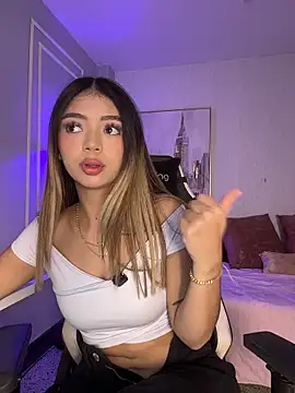 HoneyMollyX online show from 04-10-26, 01:07