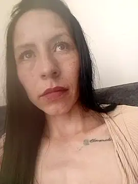 you yuyuu online show from 10-17-25, 04:09