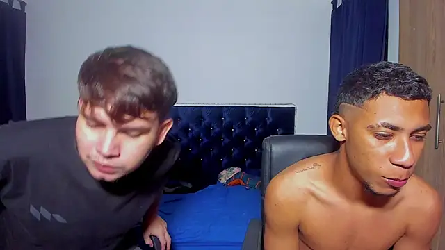 Snapshot of israel_master77 chatting on 10-26-25, 03:40 israel master77 online show from 10-26-25, 03:40