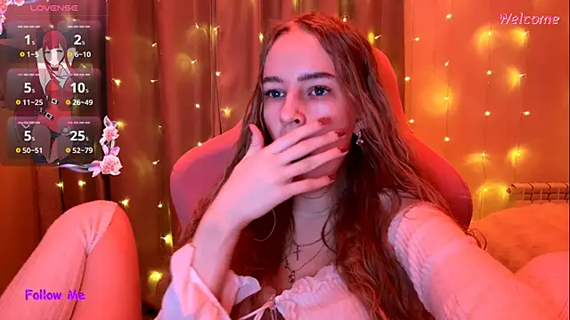 LunaCrave online show from 01-12-26, 06:36