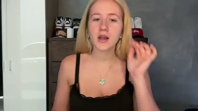 itssosierra online show from 04-22-26, 02:29