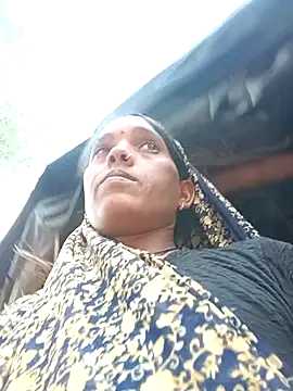 Cutsedi3 online show from 10-21-25, 10:58