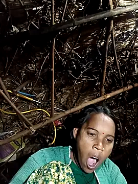 Cutsedi3 online show from 11-27-25, 09:48