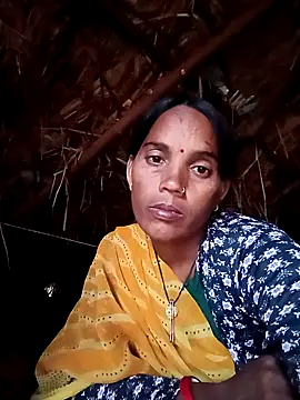 Cutsedi3 online show from 10-27-25, 10:49