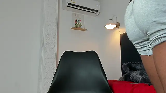 Snapshot of ryder_cum23 chatting on 02-20-26, 01:57 ryder cum23 online show from 02-20-26, 01:57