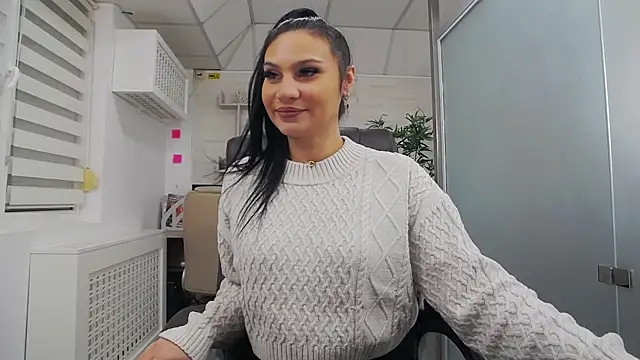 YaraXCox online show from 01-16-26, 05:00