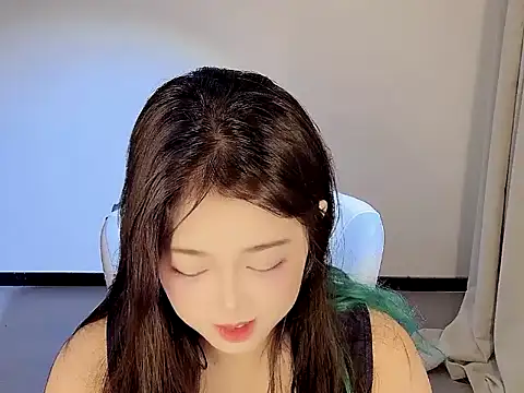 -chenchen online show from 10-12-25, 02:29