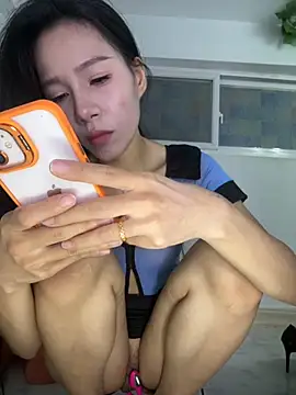 Mmo66 online show from 10-18-25, 01:57